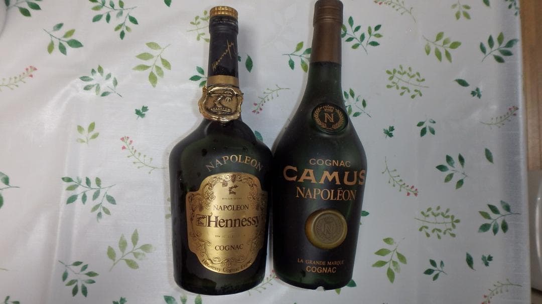 Camus & Hennessy Napoleon ブランデーセット