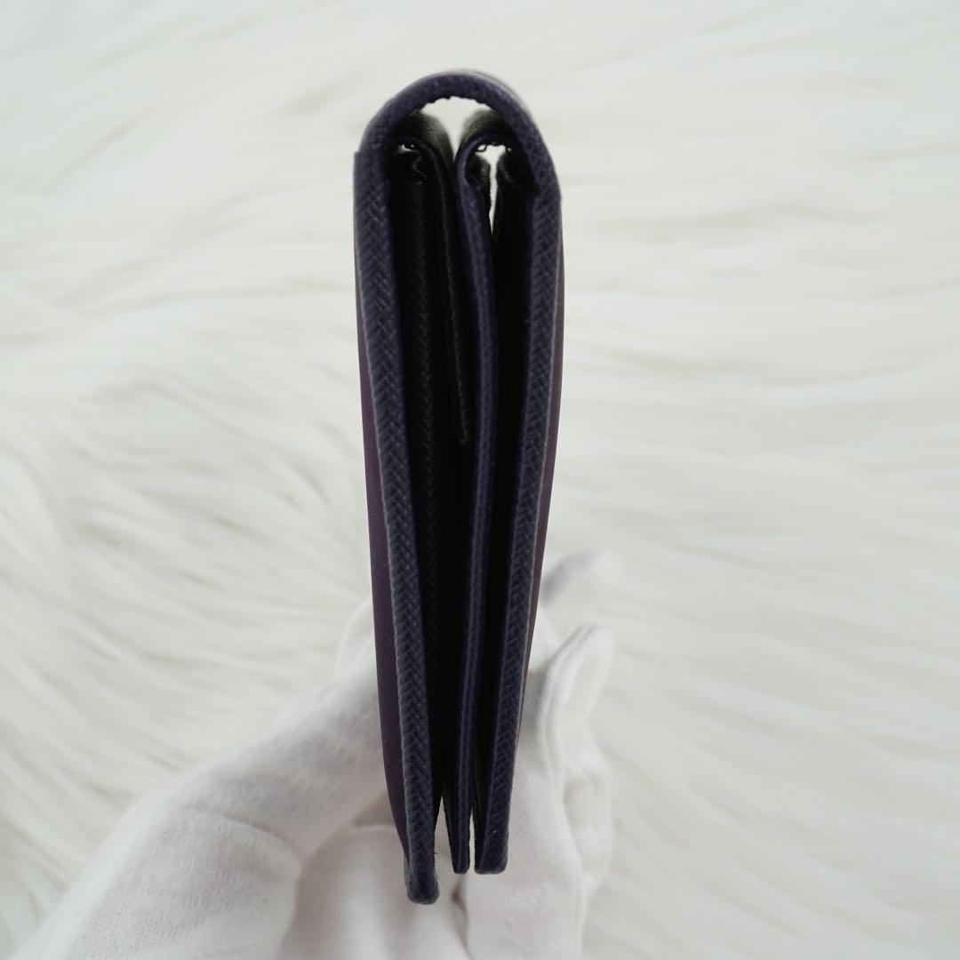 未使用品　箱付き　PRADA プラダ　二つ折り財布　ナイロン　三角プレート　希少