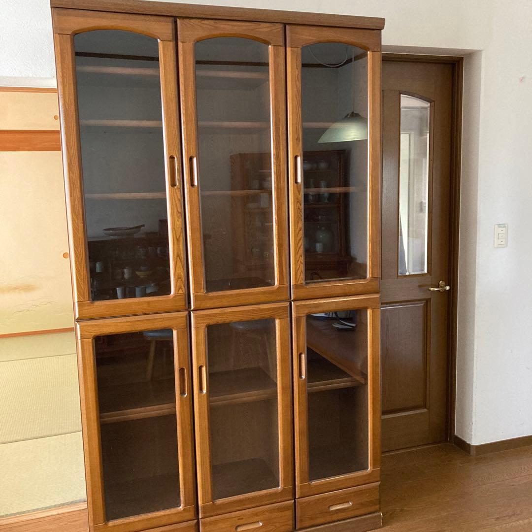 タイガー　食器箪笥、展示棚、コレクション棚