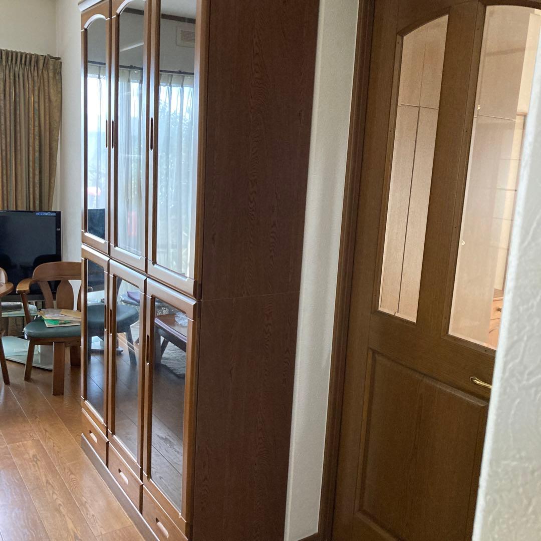 タイガー　食器箪笥、展示棚、コレクション棚