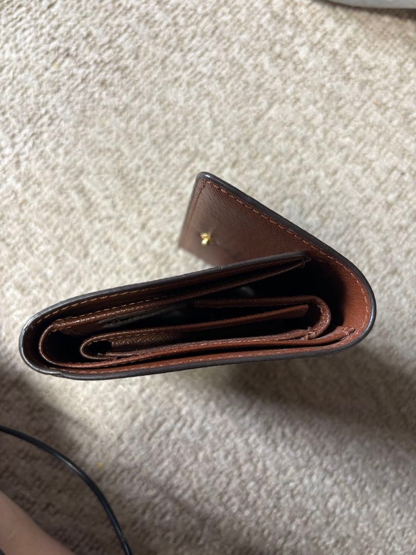 ルイヴィトン LOUIS VITTON 三つ折り財布モノグラム ポルトトレゾール