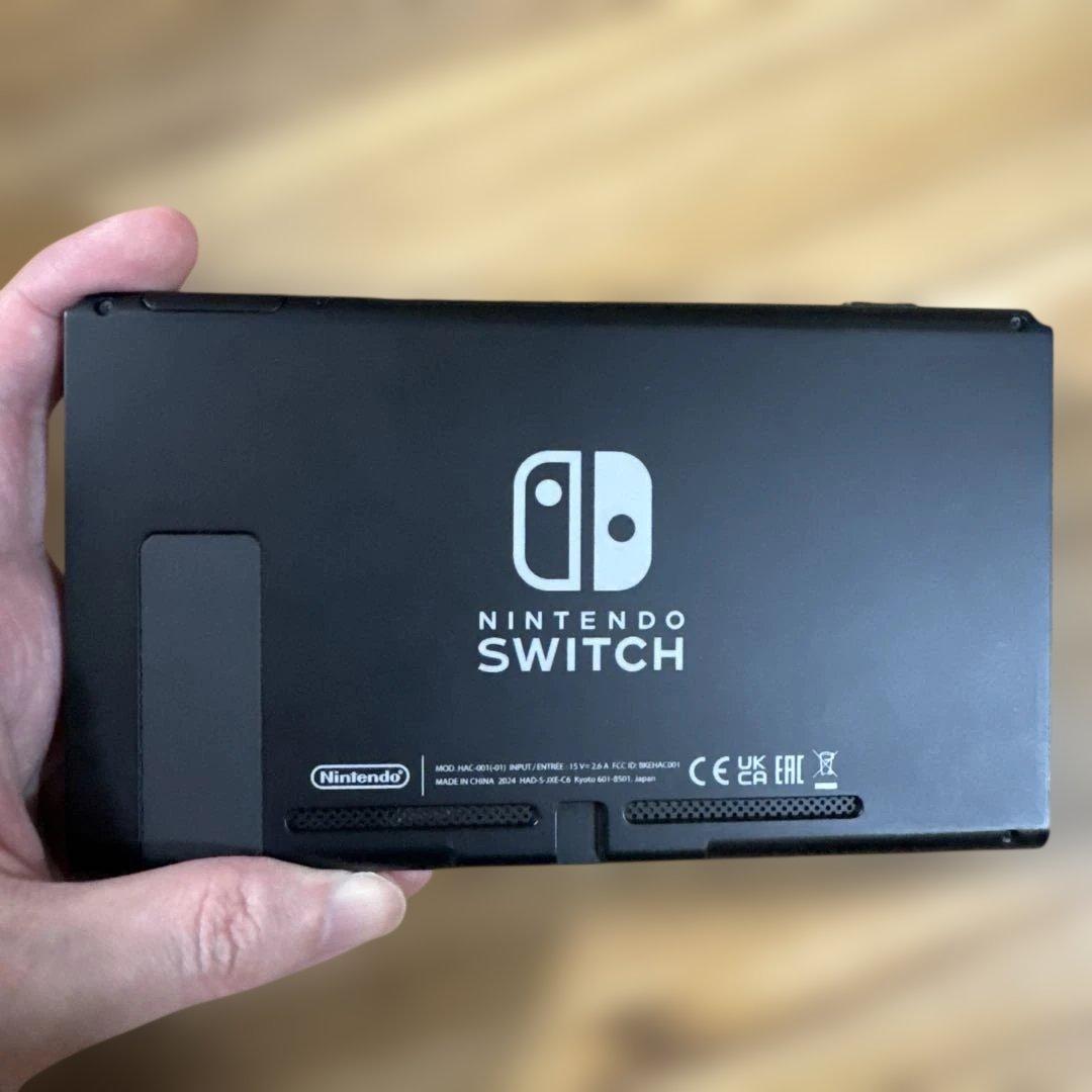 2024年新品購入 Nintendo Switch 付属品完備 ケースおまけ