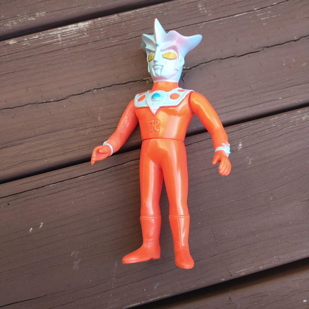 ウルトラマンレオソフビ中古　ブルマアク