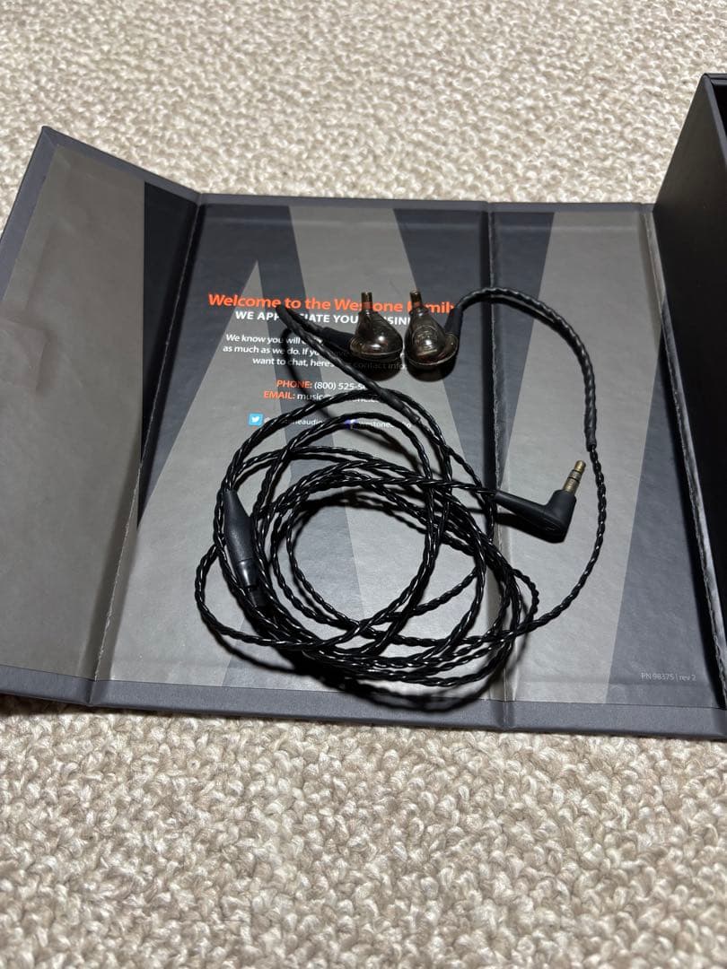 Westone UM Pro 30 スモーク 左側不良あり 箱、ケース付き