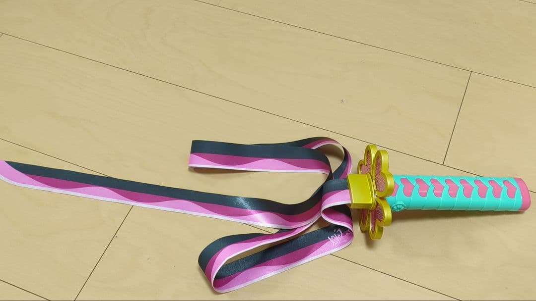 鬼滅の刃　DX日輪刀〜甘露寺蜜璃〜