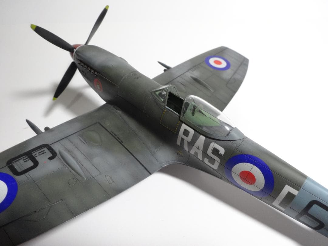 エデュアルド1/48「スピットファイア」完成品