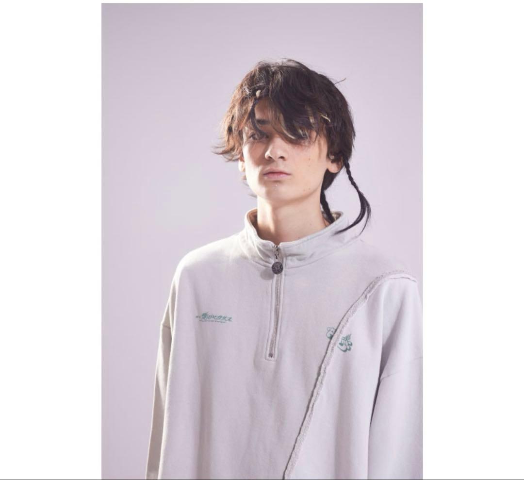 ずとまよ　愛ペガ　Half Zip Sweat Gray トレーナー　Lサイズ