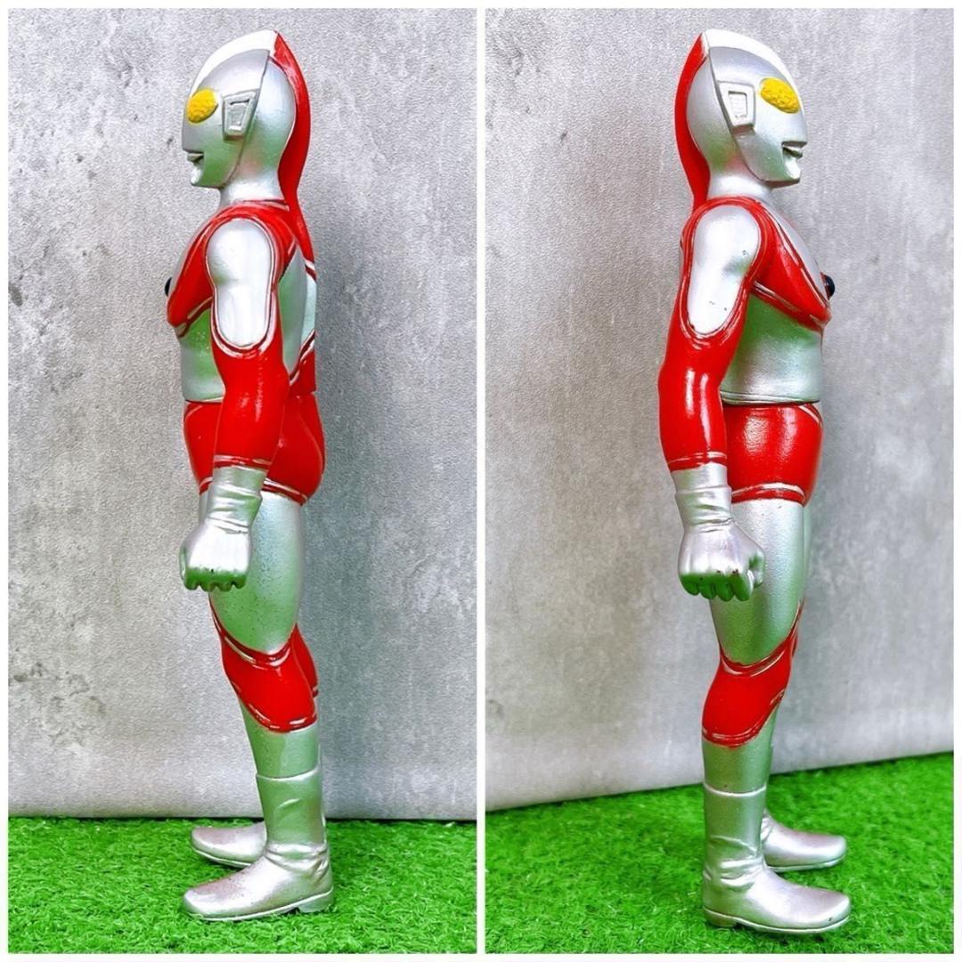 バンダイ ウルトラマンヒーローズ ウルトラ怪獣 帰ってきたウルトラマン ソフビ