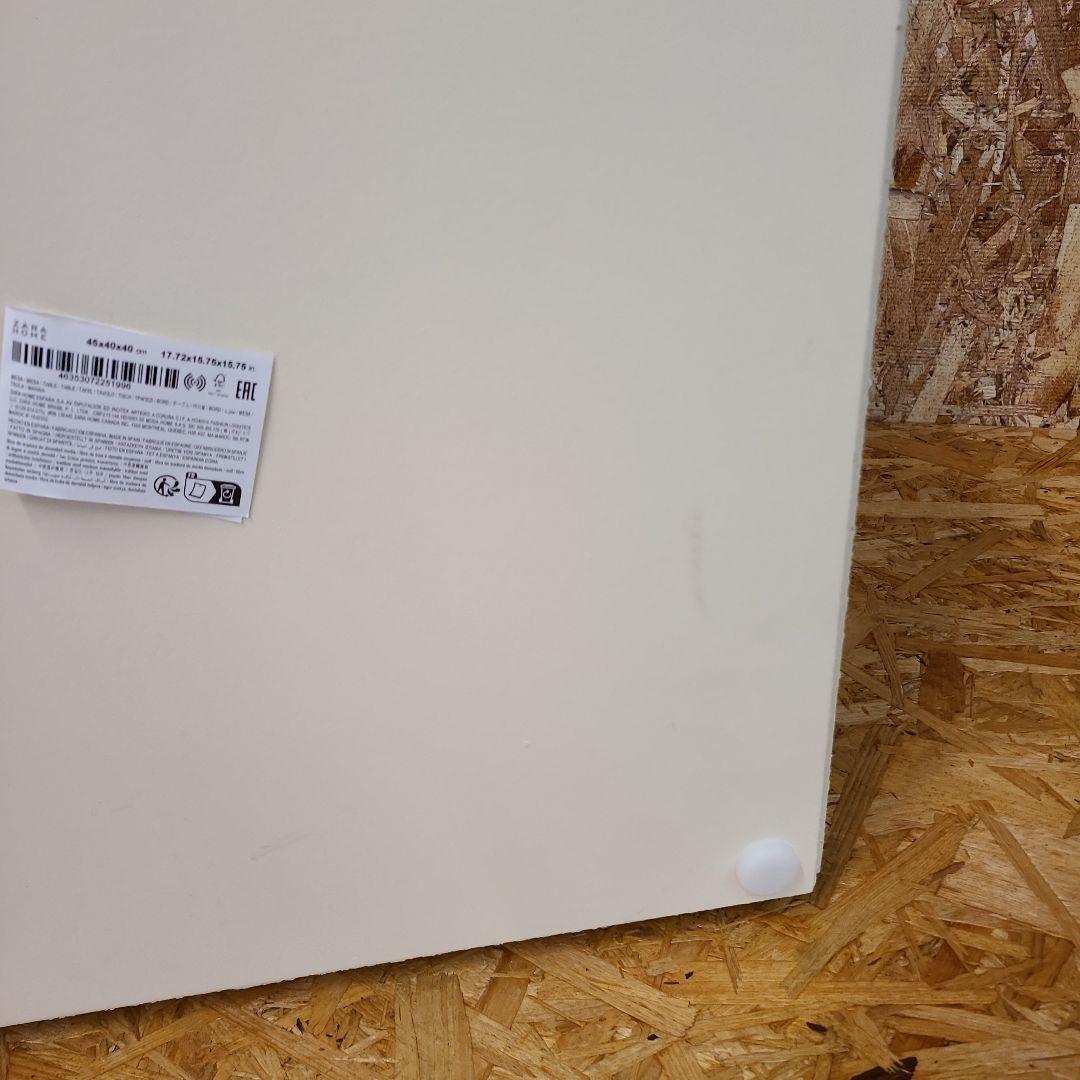 ZARA  セメントフィニッシュ テーブル