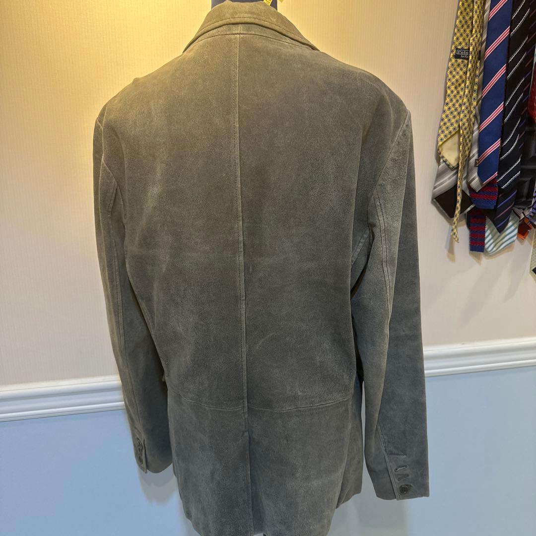 エンポーリオ　アルマーニ　グレーの2ボタン革ジャケット