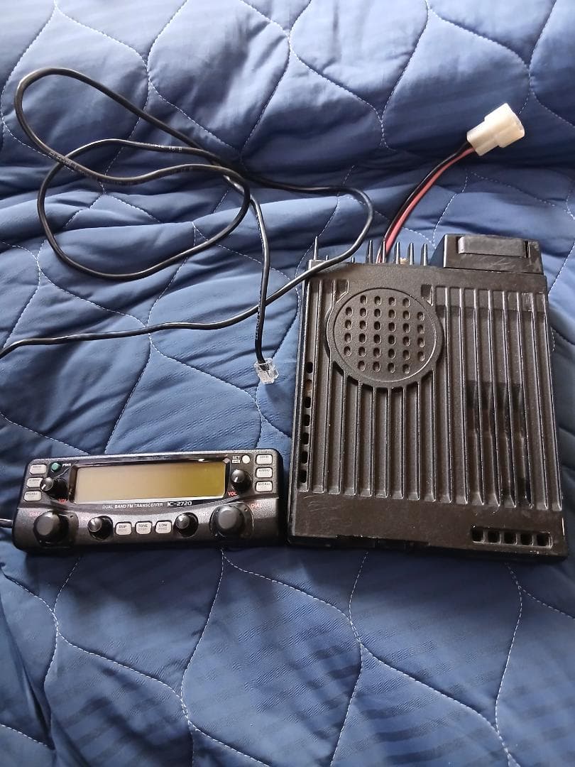 IC-2720 デュアルバンドFMトランシーバー