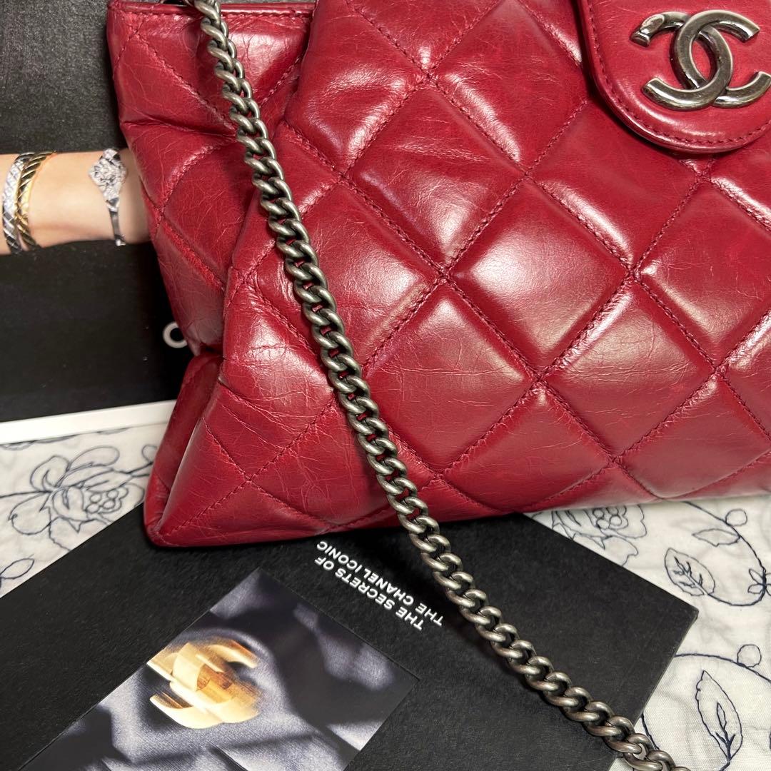 CHANEL シャネル【極美品】マトラッセ ココマーク チェーンショルダーバッグ