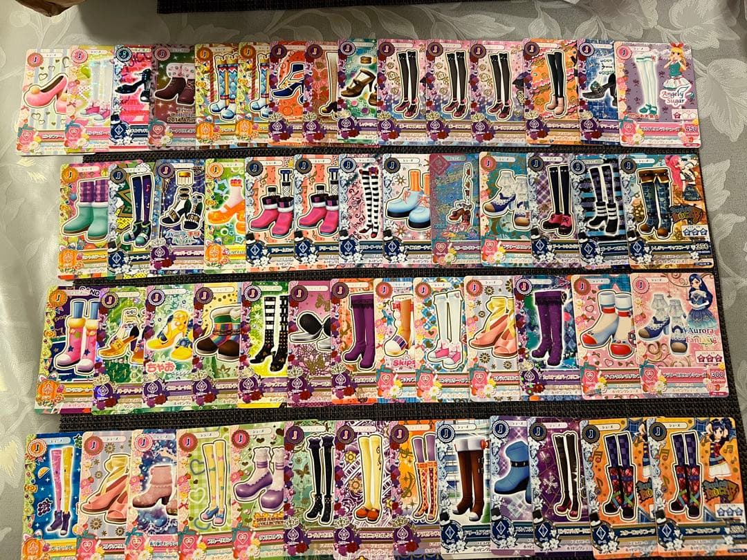 アイカツ ホログラム衣装カードセット 約200枚
