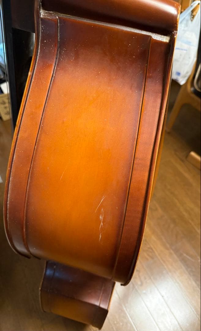 ハルシュタットコントラバスWBS-800ケース付き