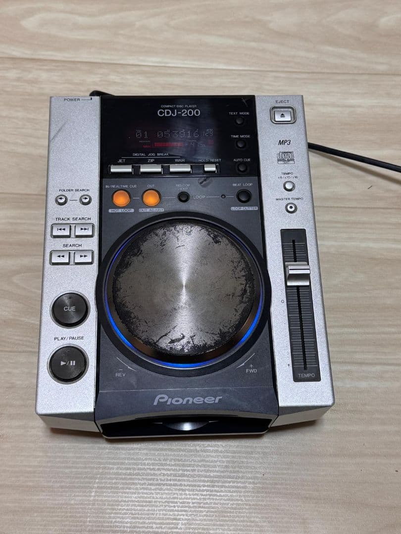 Pioneer、Vestax CDJ-200 & VMX-002XLU セット