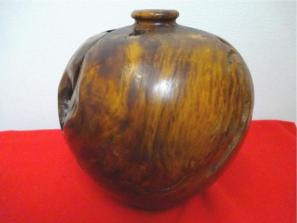 稀少　屋久杉　銘木　壺　花器　泡瘤　虎杢　泡杢　伝統工芸　美術品　骨董　世界遺産