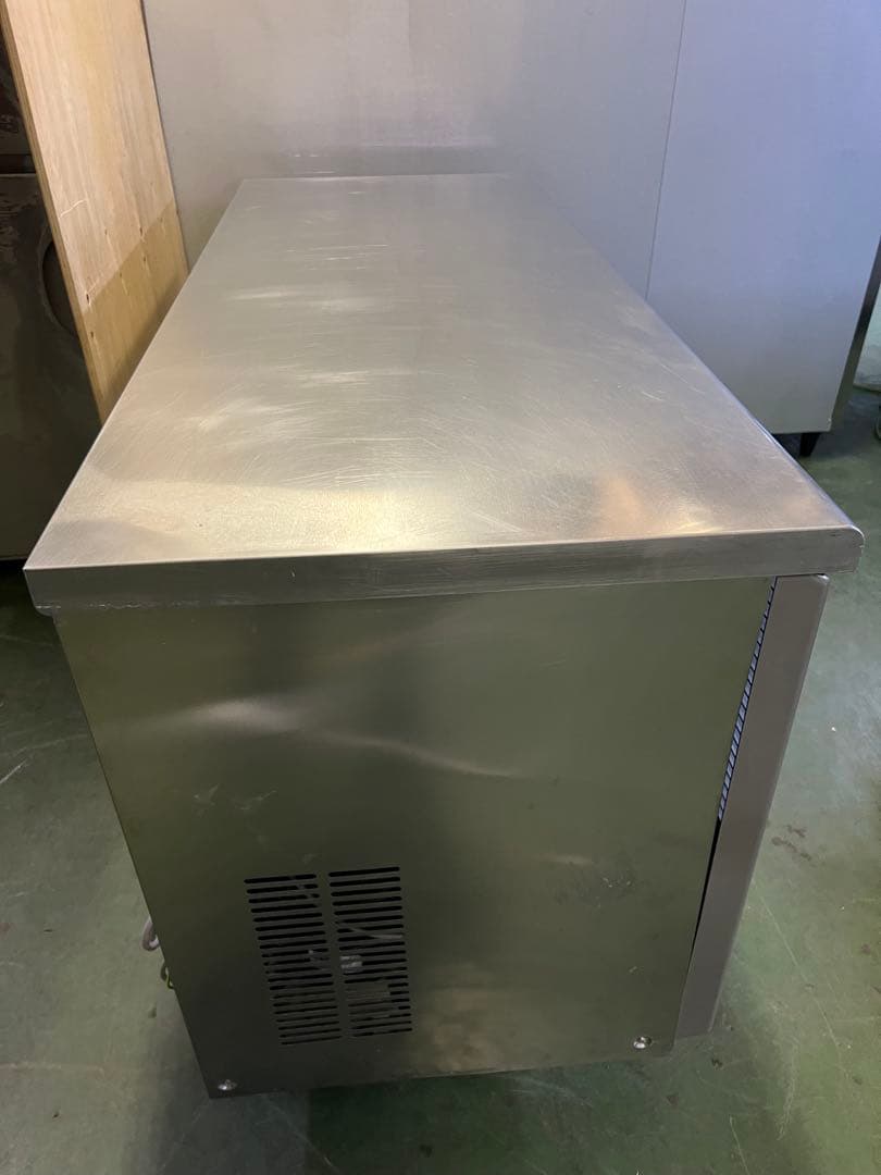 2013年 ホシザキテーブル冷蔵庫 1500x600x800