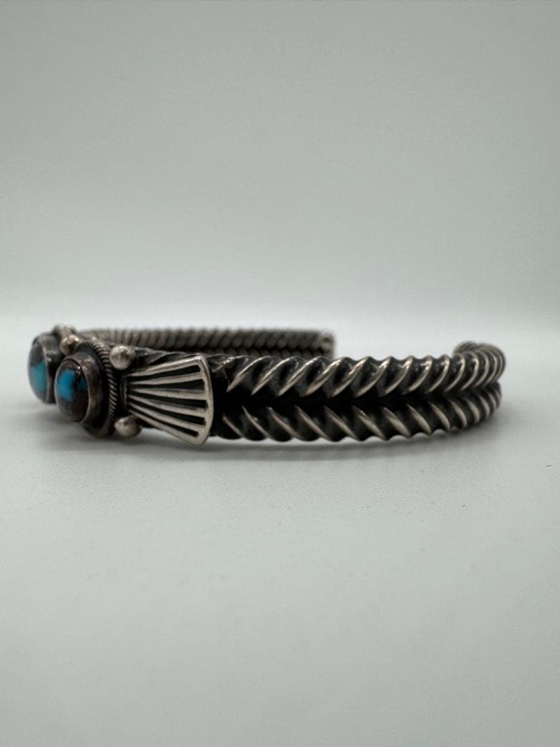 Navajo:ナバホ族 Donovan Cadman作 3連ターコイズ バングル