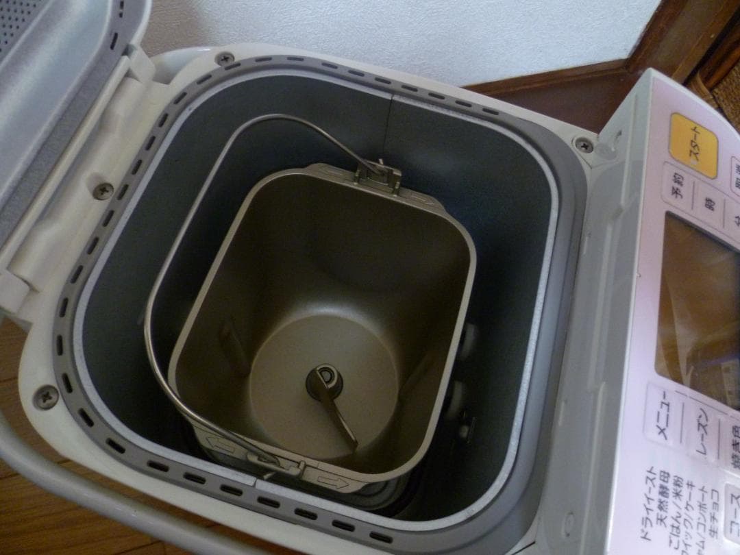 Panasonic パナソニック ホームベーカリー SD-BH105　1斤タイプ