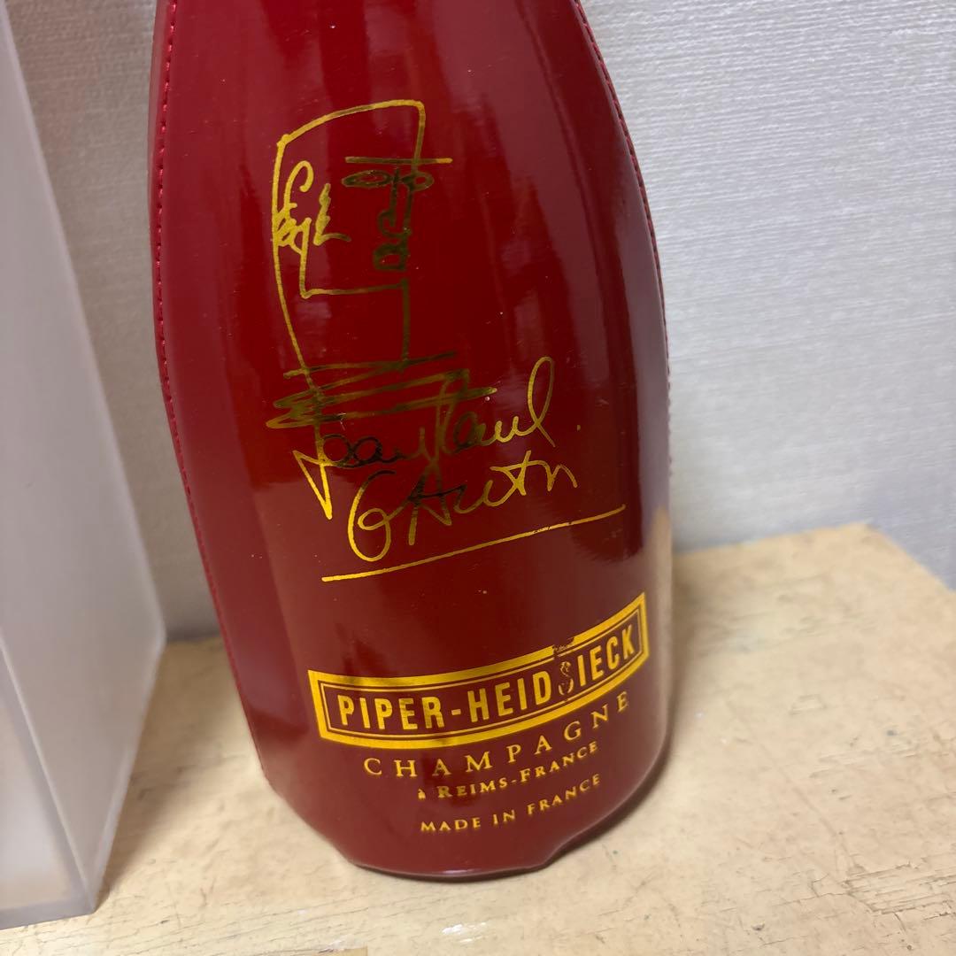 Piper-Heidsieck シャンパン Jean Paul Gaultier