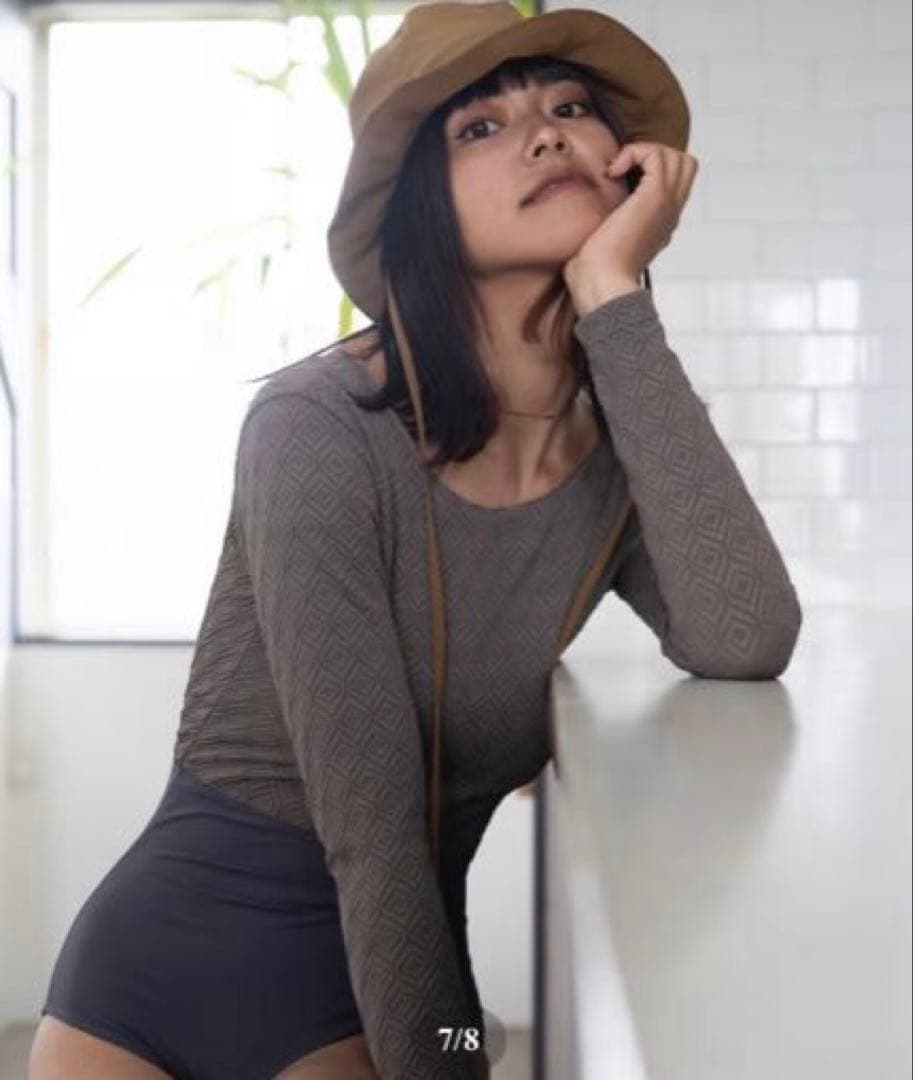 【訳あり】新品未使用品 Alam アラン 水着 Cloudy one-piece