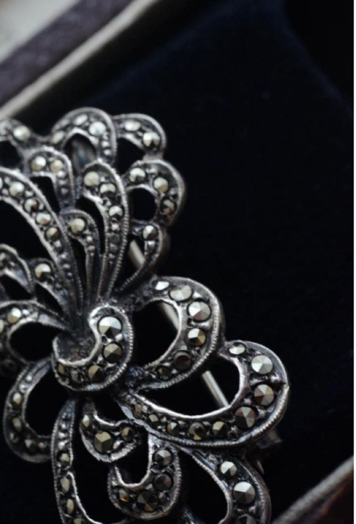 Antiques *Midi ✳︎vintage シルバー・マーカサイト ブローチ