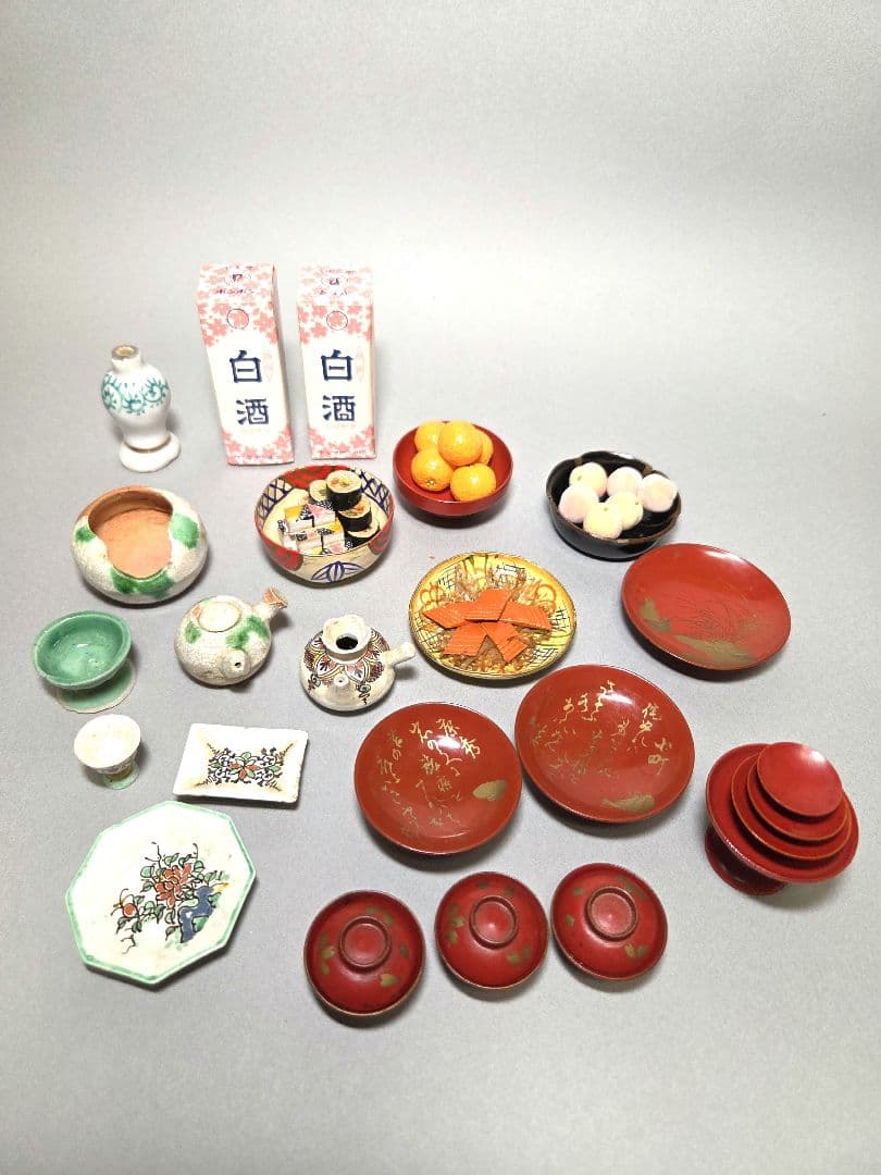 古い小さな雛道具　食器　お供え物　いろいろ