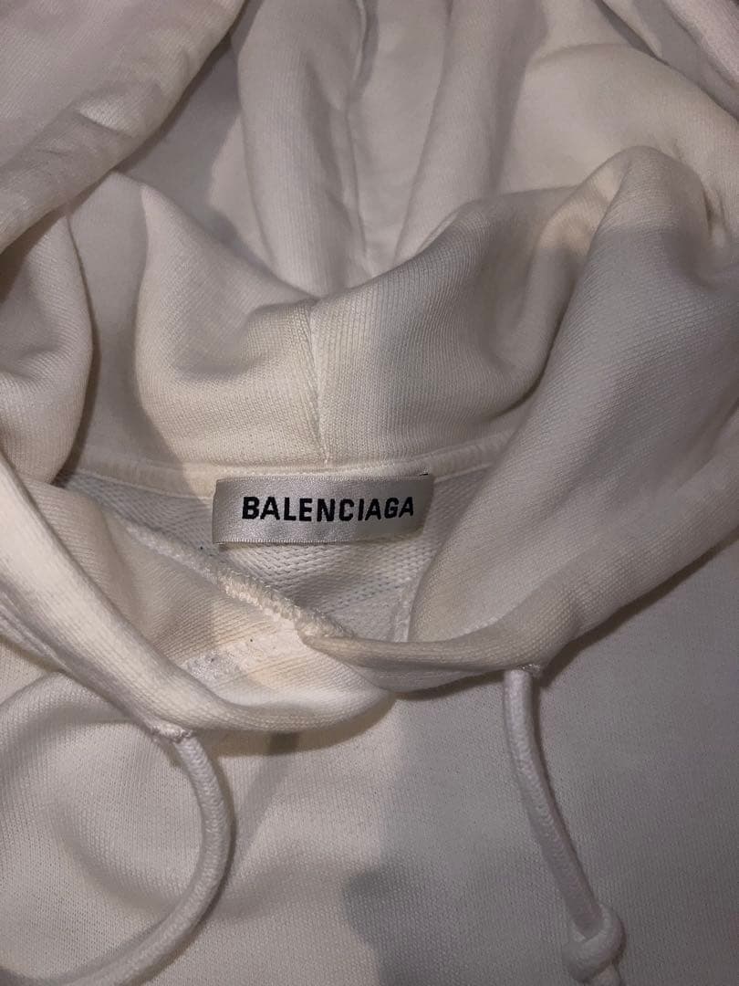 BALENCIAGA ホワイト パーカー（オーバーザイズ）
