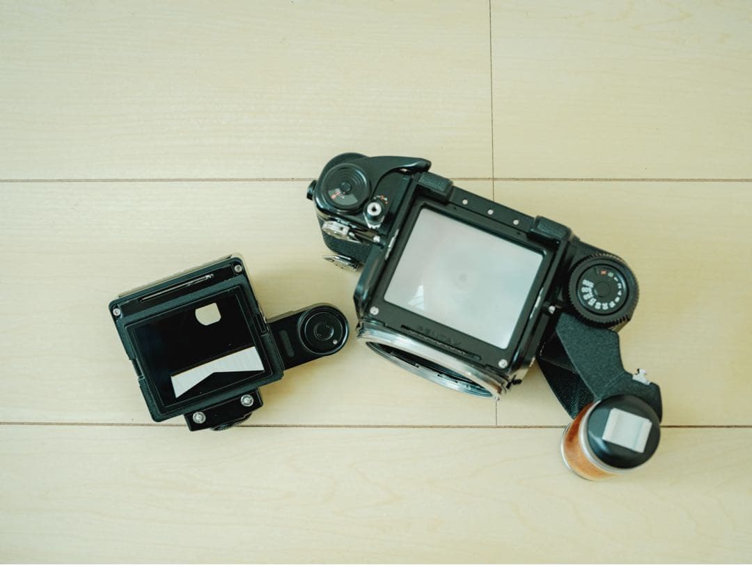 PENTAX67＋105mmF2.4＋付属品多数！！