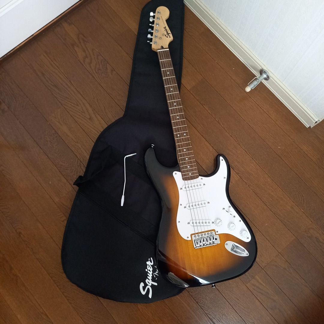 『軽量美品』Squier BY Fender　　BULLET　 STRAT