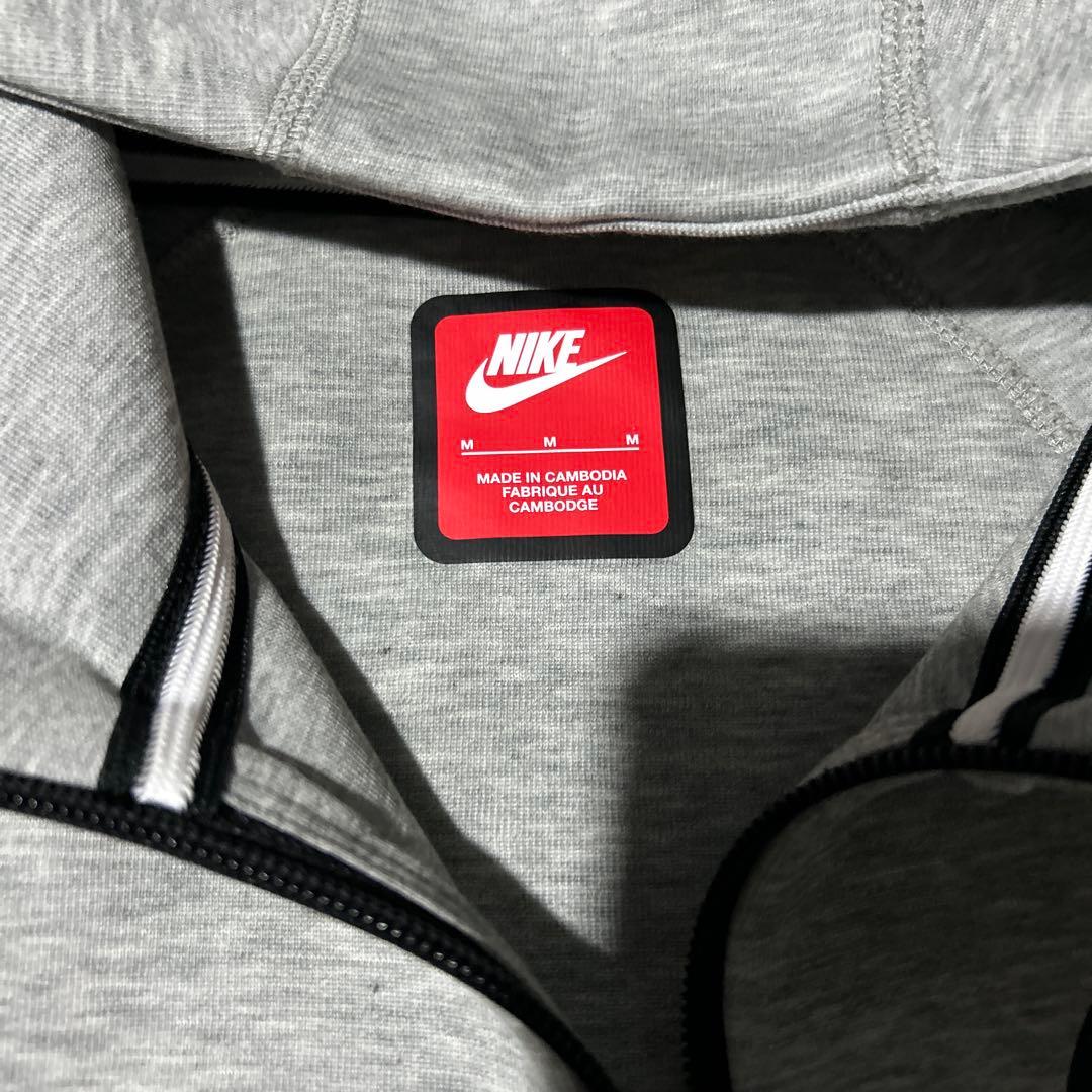 ち*ー様 ナイキ　テックフリースセットアップ　ほぼ新品未使用