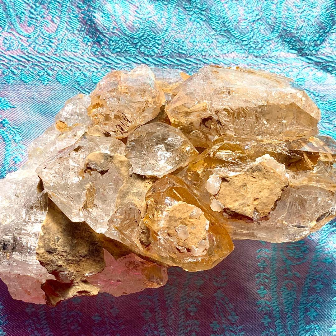 ダイヤモンド系骸骨水晶-16/スケルタルクォーツ/マルチクラスター