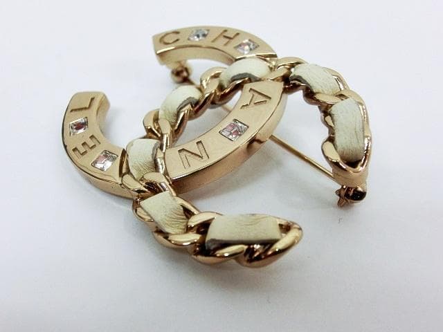 CHANEL シャネル ブローチ B19S ココマーク ラインストーン レザー