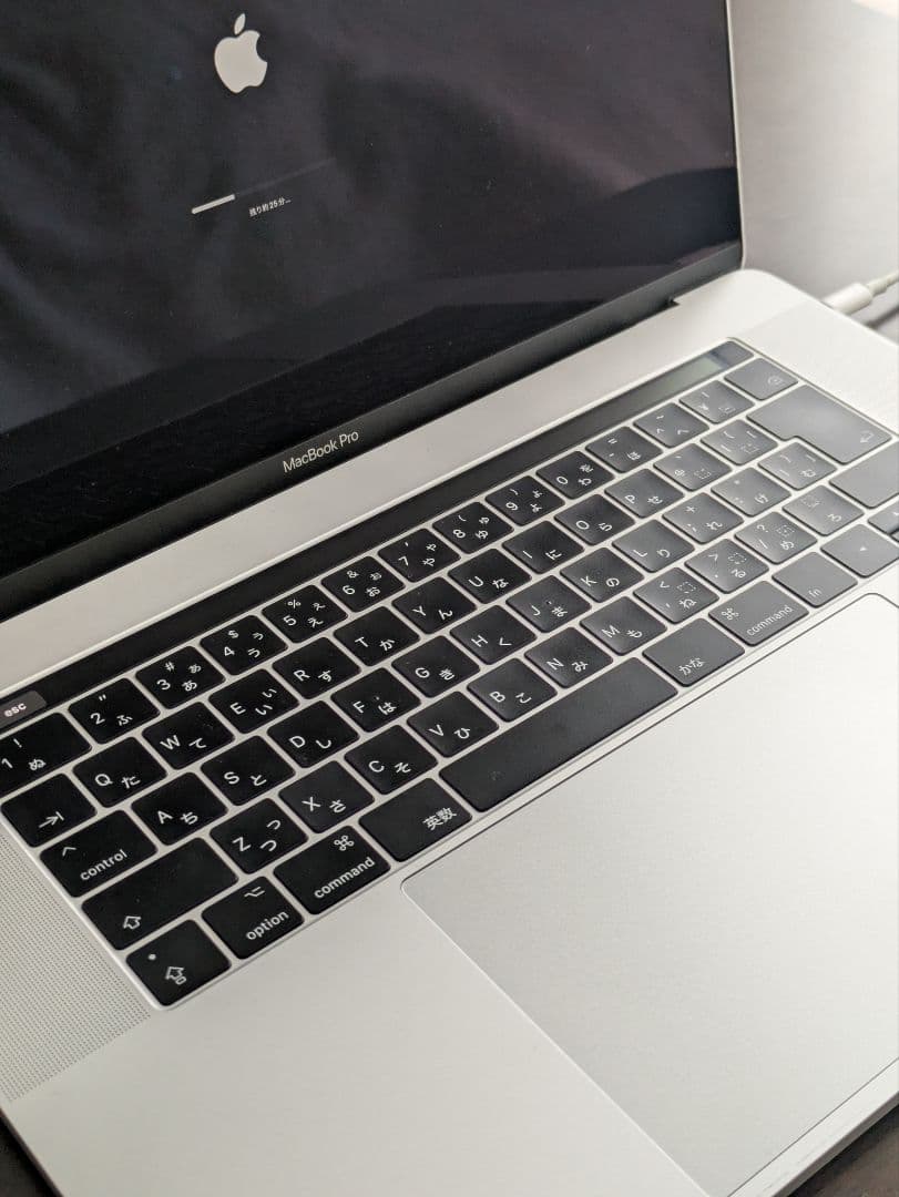MacBook Pro 2017 15inch 16GB/256GB シルバー