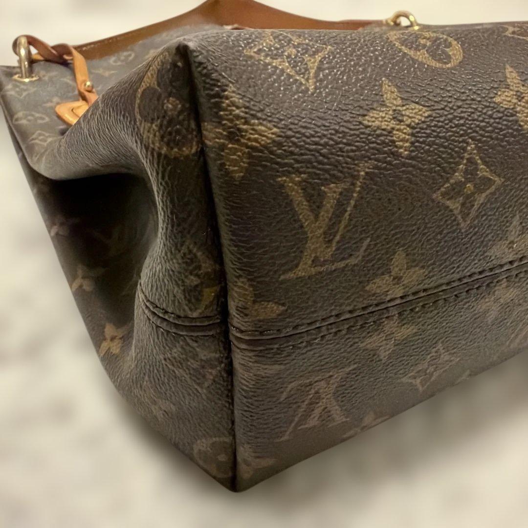 Louis Vuitton モノグラムショルダーバッグ