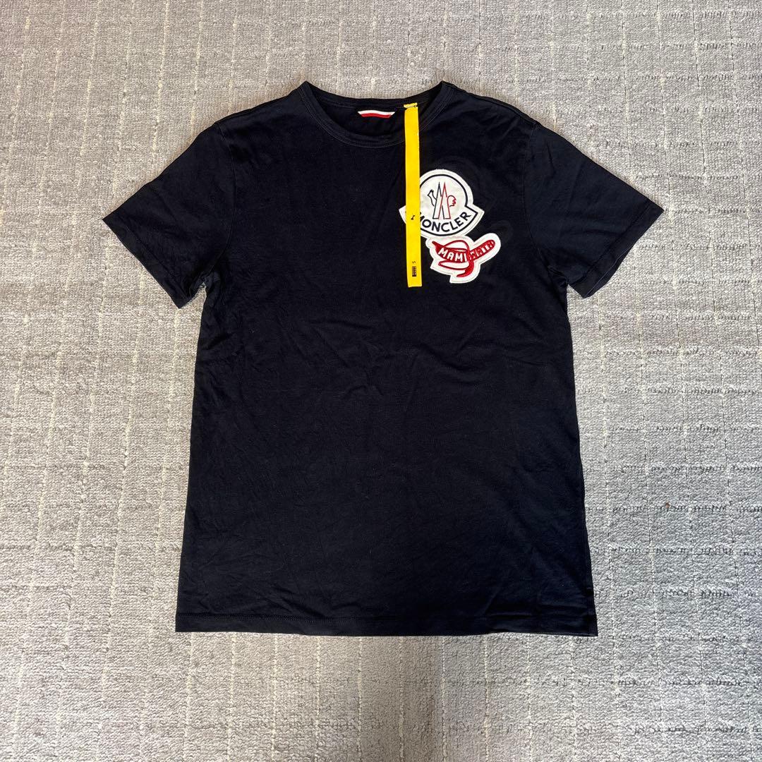 MONCLER ブラック Tシャツ 2 1952