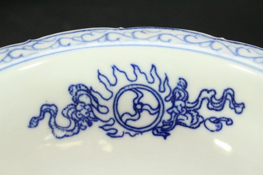 中国美術 珊瑚釉 花蝶紋 瑠璃 遊台 φ15cm 乾隆年製(LC256)