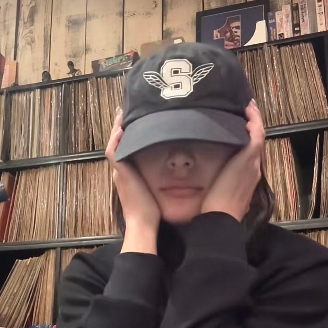 Supreme 2025ss wings logo 5panel cap 黒