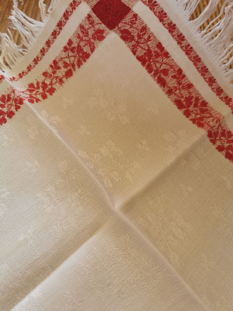 アンティーク フランス ダマスク織レッドリネンクロス 三つ葉のリーフモチーフ