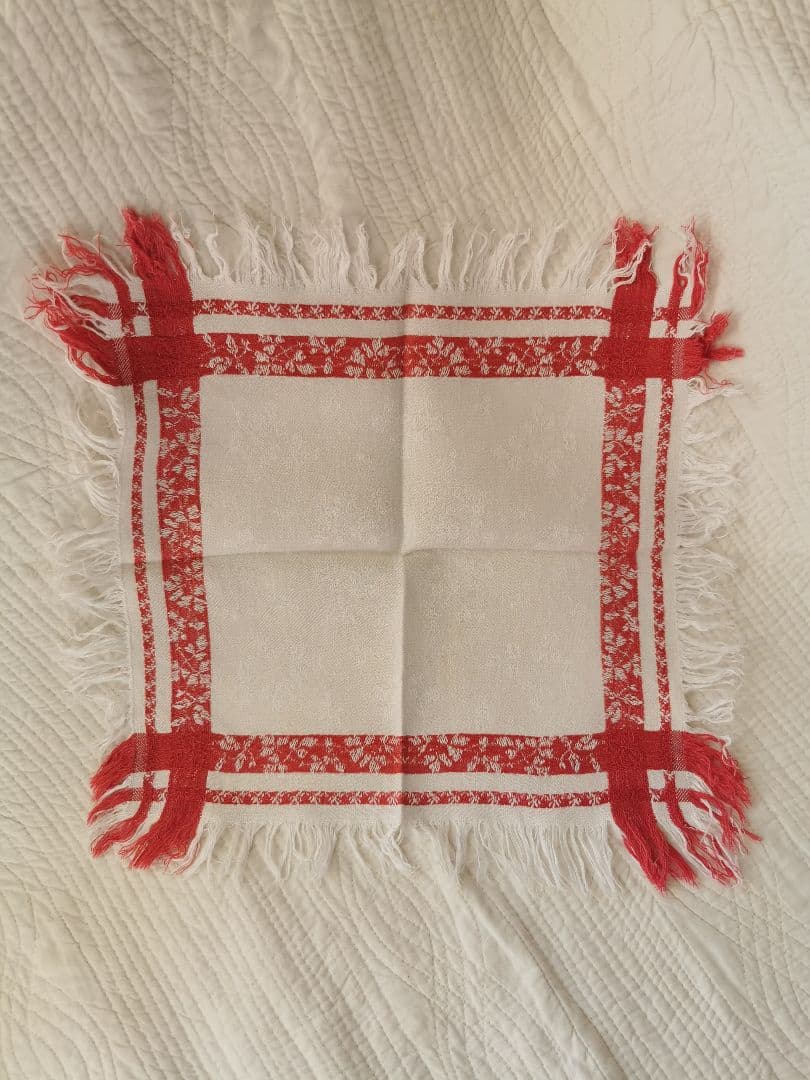 アンティーク フランス ダマスク織レッドリネンクロス 三つ葉のリーフモチーフ