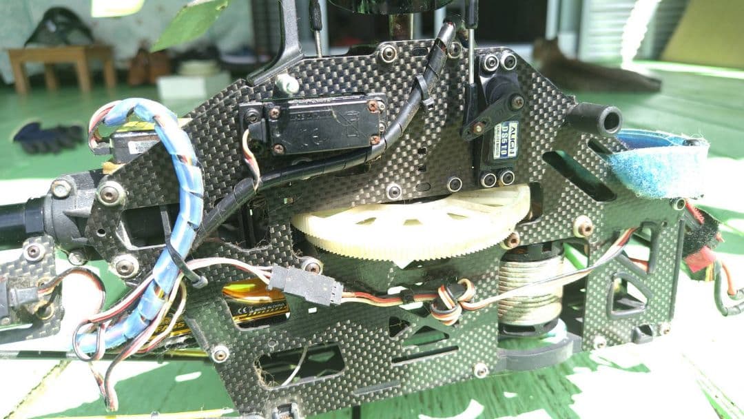 TREX-500と何かのプロポ