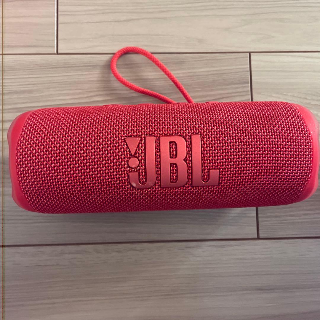 美品　JBL FLIP6 赤　ワイヤレススピーカー防水機能