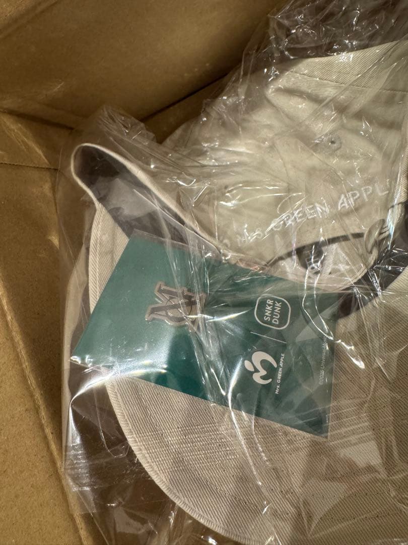 Mrs. GREEN APPLE スニダンコラボキャップ