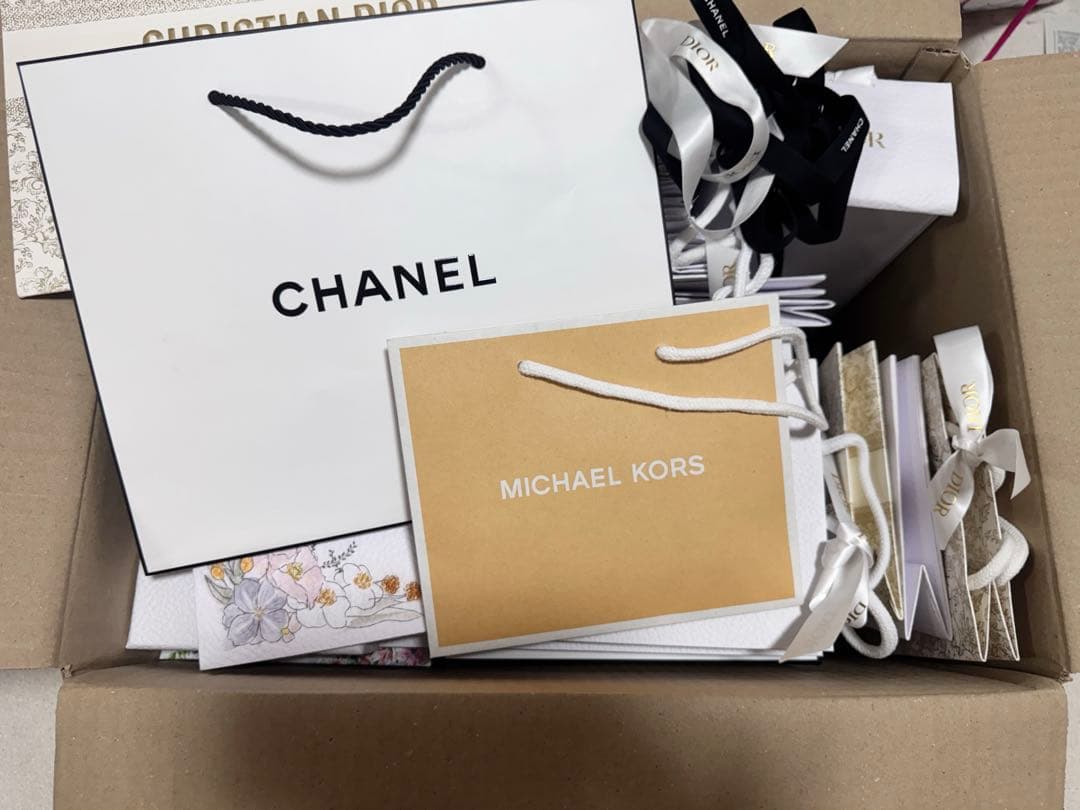 Dior CHANEL MICHEAL KORS ショッパー 袋 箱 大量