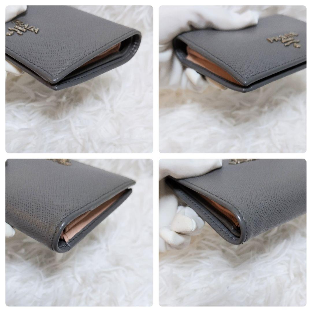 レア美品✨プラダ◇マルチカラー二つ折り財布　サフィアーノシルバー金具グレーピンク