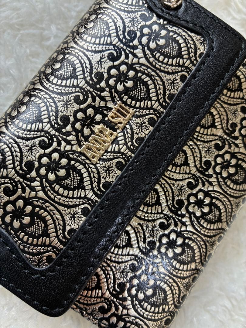 みーぷぅ◡̈⃝︎⋆︎*ANNA SUI 折財布 　ブラックゴールド L字ファスナー