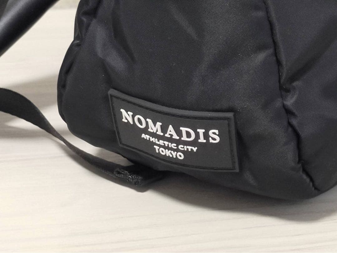 年始セール【新品】NOMADIS LUCK ショルダーバッグ