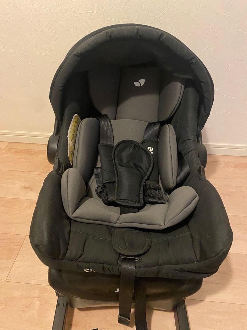 ☆*☆様 Joie ベビーシート新生児用インサート付ISOFIX 12/29~1