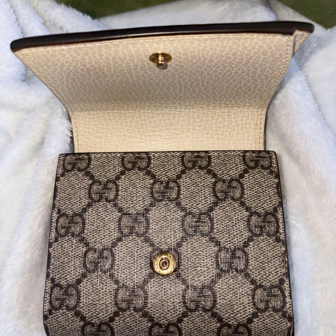 【美品】GUCCI ミディアムウォレット⭐︎白