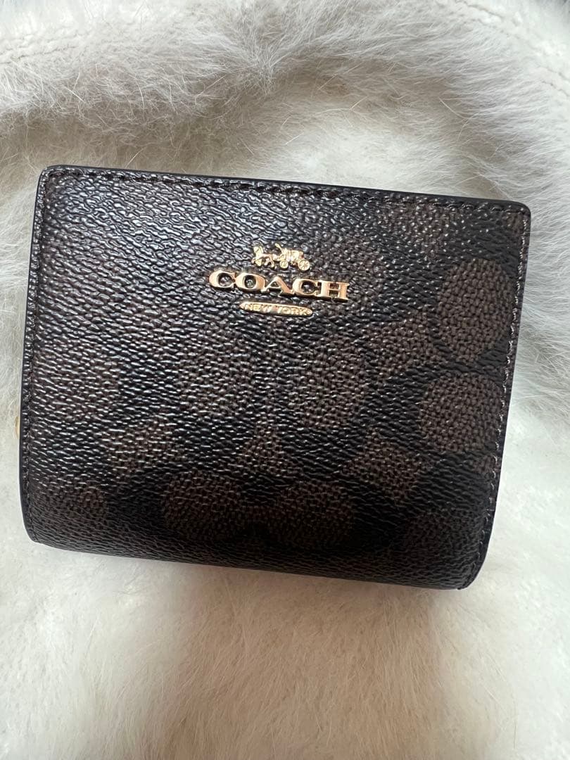 COACH ダークブラウン 三つ折り財布
